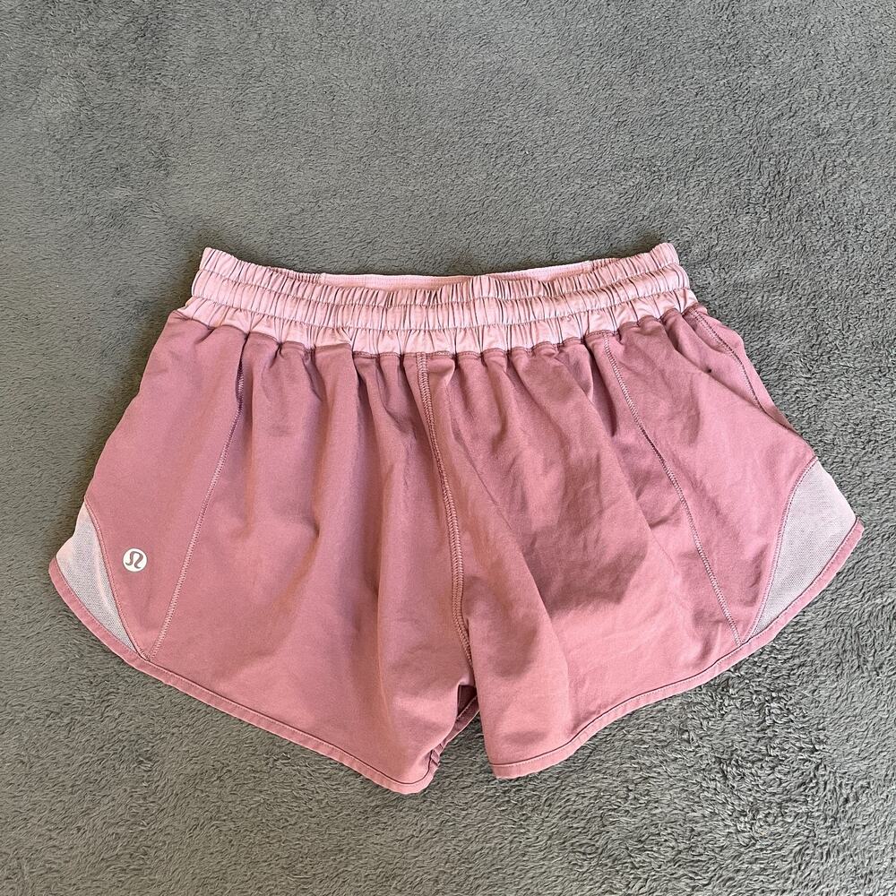 Lululemon Hotty Hot Quicksand Lightweight Low Rise Running Shorts Women's Size 6